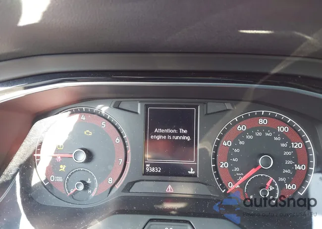 3VWC57BU0KM114858: 44304876