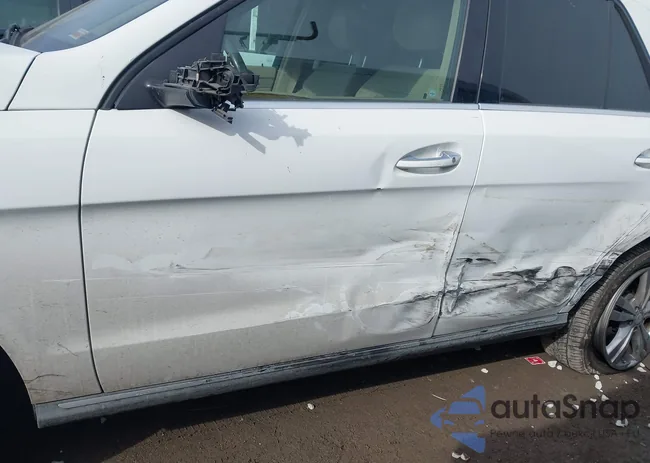 4JGDA5HB7FA543250: 44304881