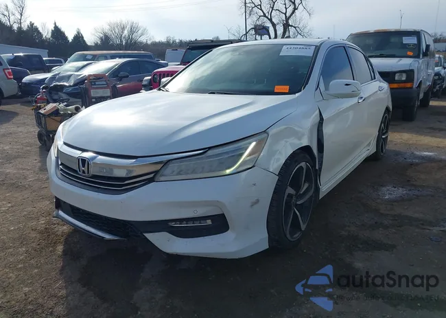 1HGCR3F9XGA026508: 44304885