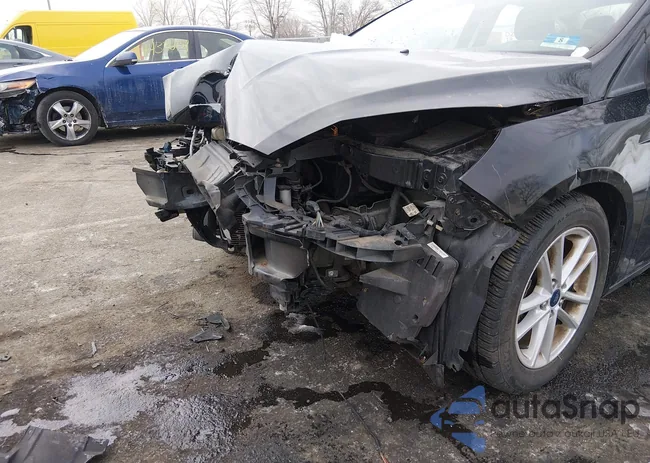 1FADP3F21JL212791: 44304924