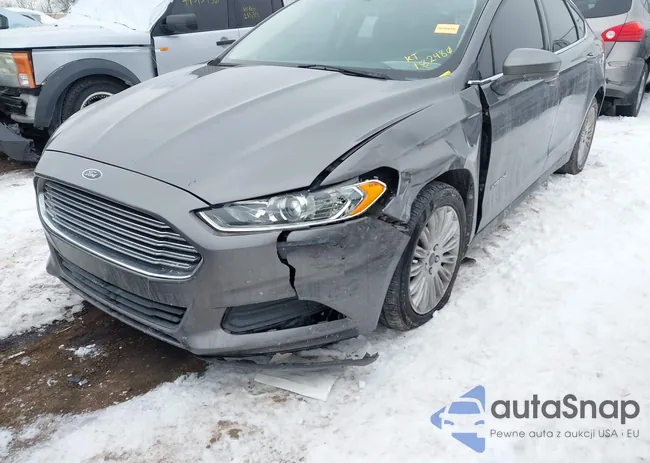 3FA6P0UU1ER385553: 44304990