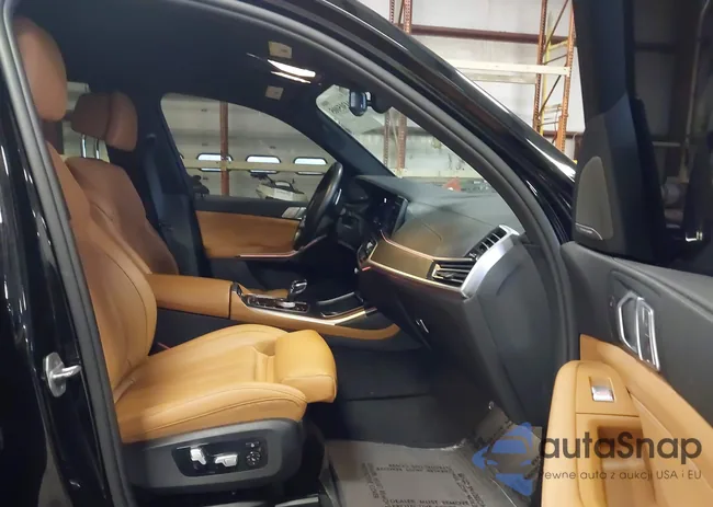 5UXCW2C08M9F97274: 44305005