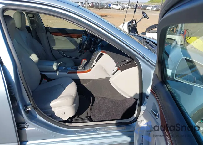 1G6DF5E58D0144101: 44306084