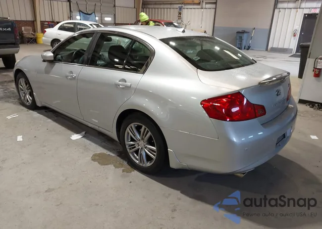 JN1CV6AP1AM400305: 44306220