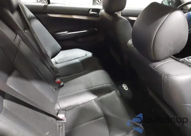 JN1CV6AP1AM400305: 44306220