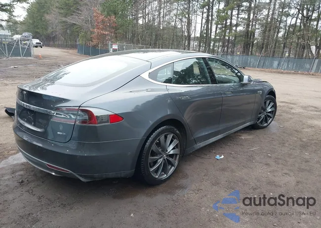 5YJSA1E28FF109175: 44306233