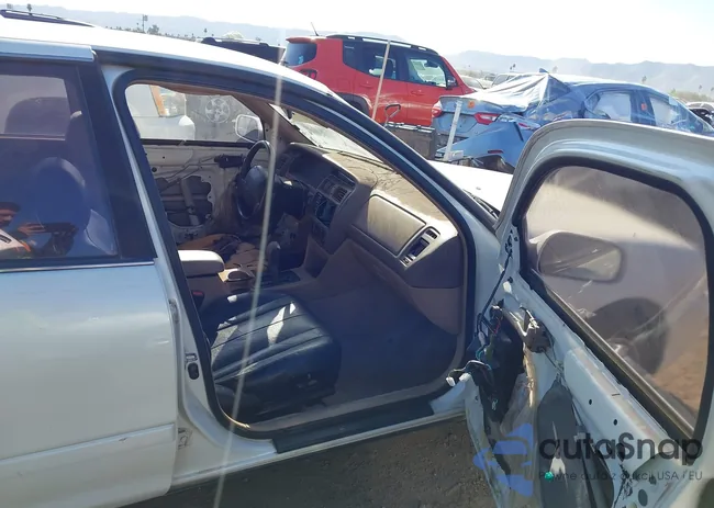 4T1GB10E2SU013379: 44306244