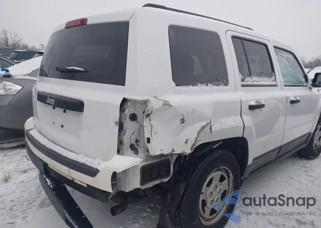 1C4NJPBA2HD187439: 44306337