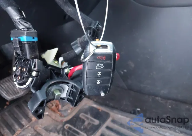 KNDPM3AC7H7041922: 44306377