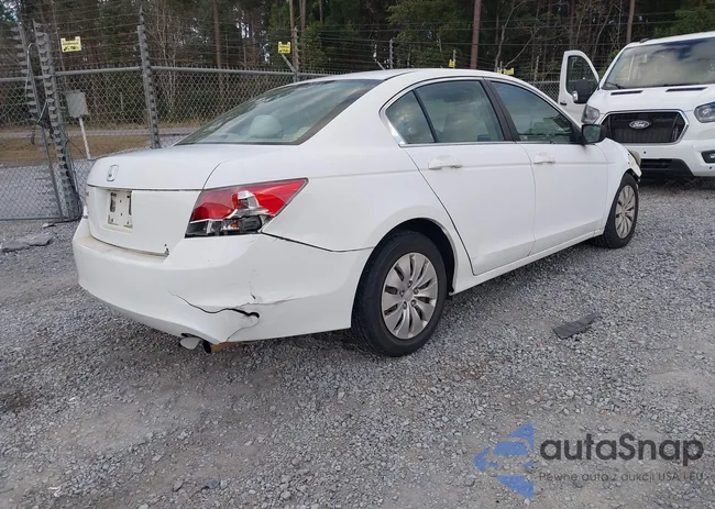 1HGCP26318A166377: 44306379