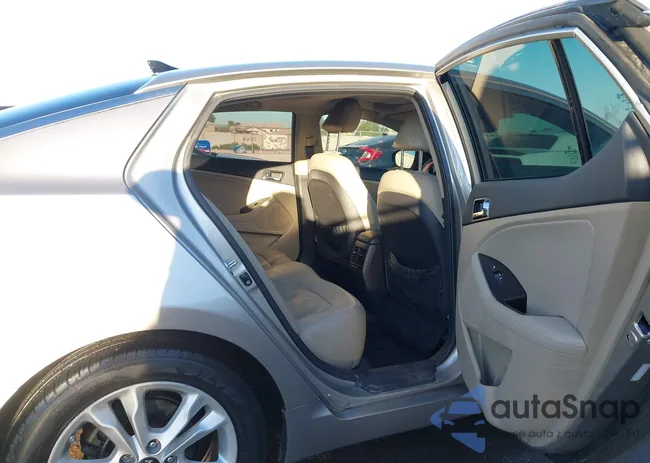 KNAGN4A68B5131853: 44306474