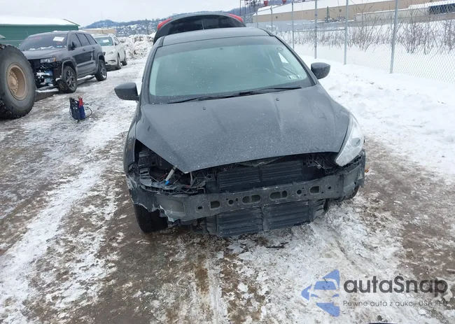 1FADP3E22GL201549: 44306488