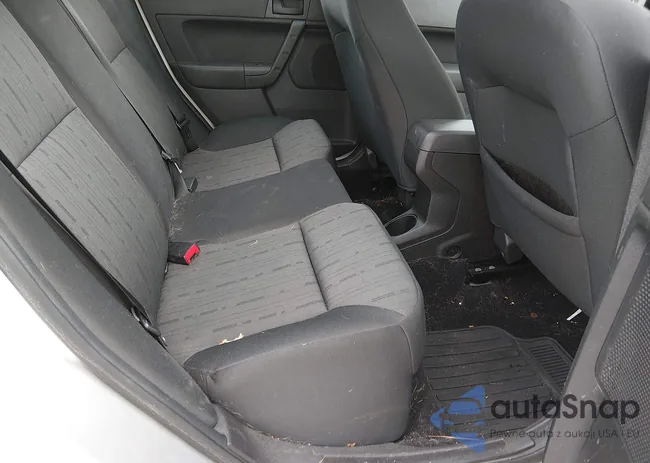 1FAHP3FN5AW223819: 44306489