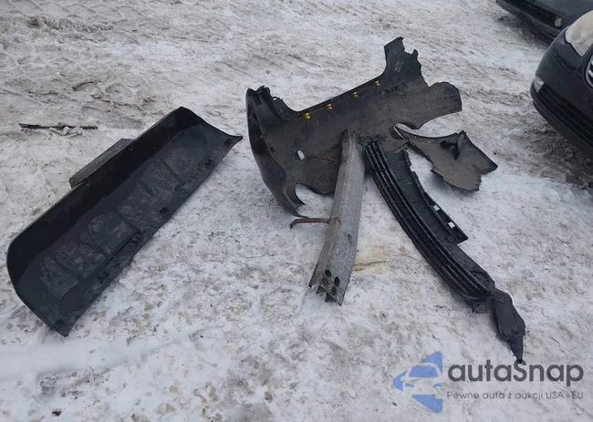 JN1BV7AR2FM423991: 44306510