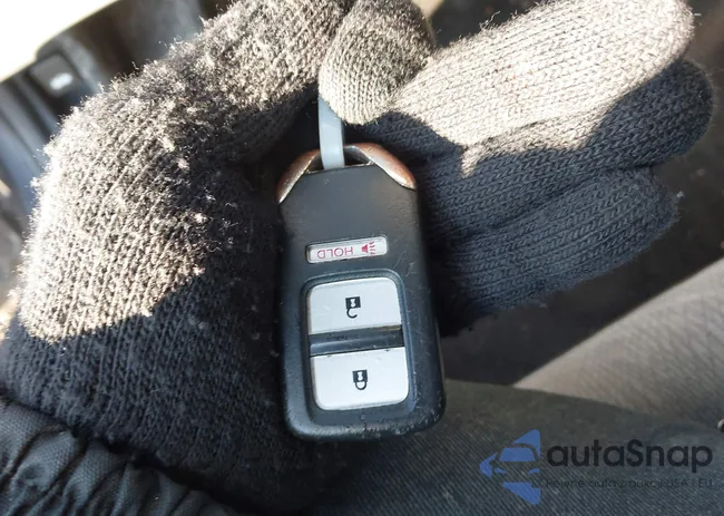 1HGCR2F77FA188829: 44306543