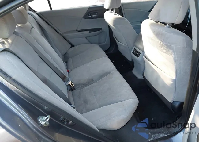 1HGCR2F77FA188829: 44306543