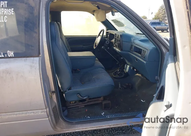 3B7KC23D1VM539418: 44306560