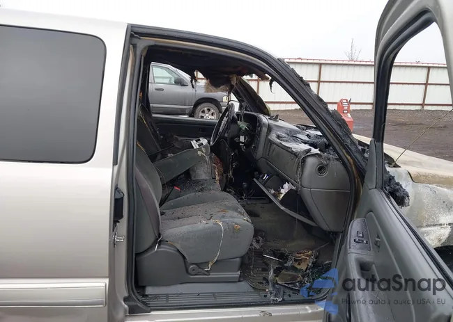 1GCEK19T34E359614: 44305667