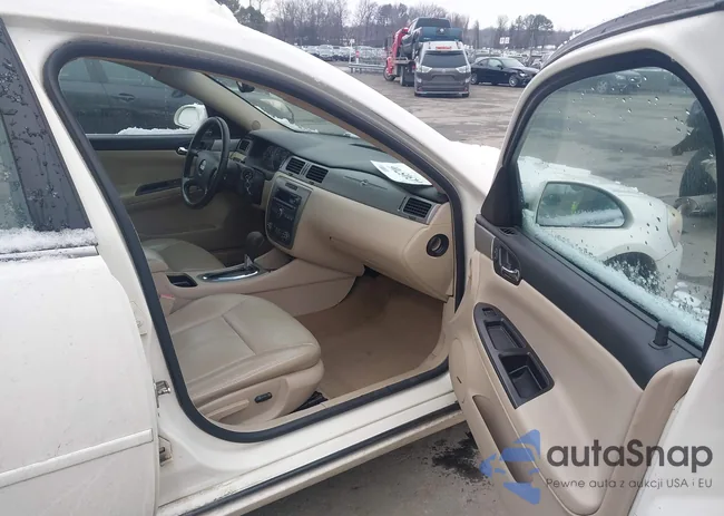 2G1WD58CX79118009: 44305706