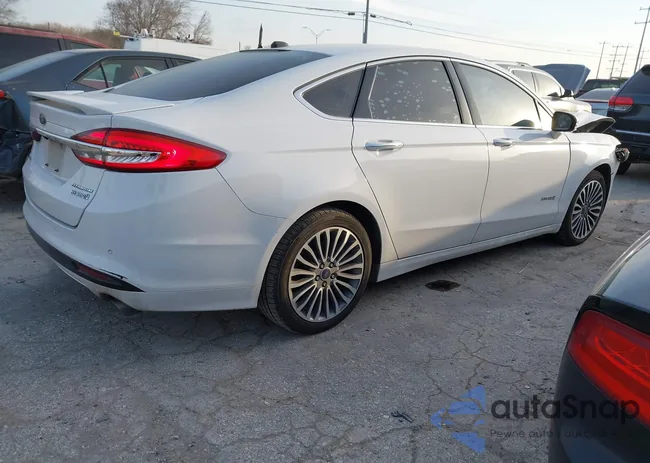 3FA6P0RU2HR301737: 44305763