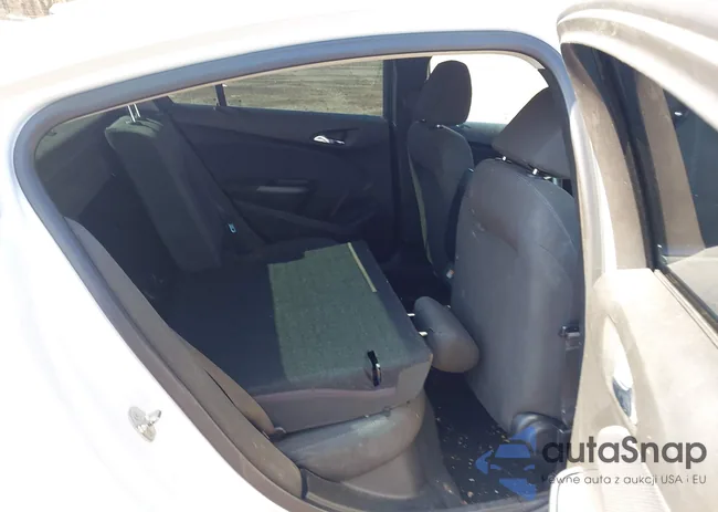 1G1BE5SM0K7147381: 44305768