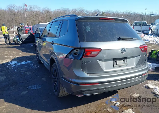 3VV2B7AX9MM104384: 44305807