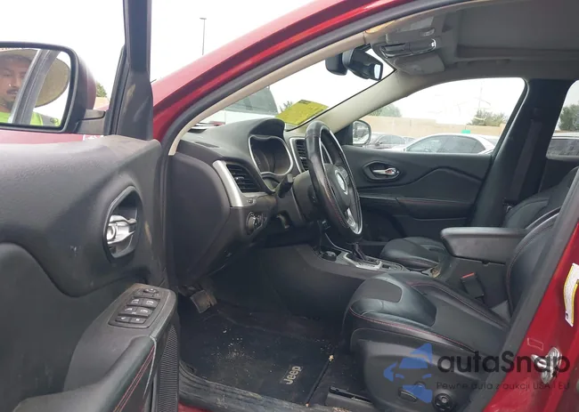 1C4PJMBS7HW538334: 44305812