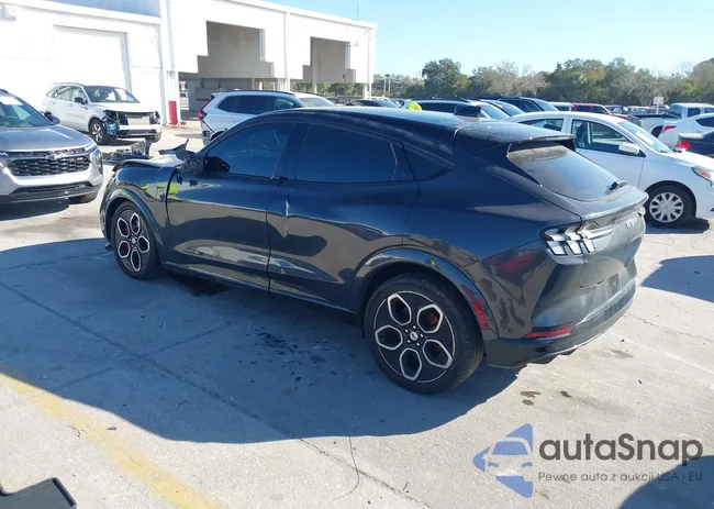 3FMTK4SE4NMA13681: 44305823