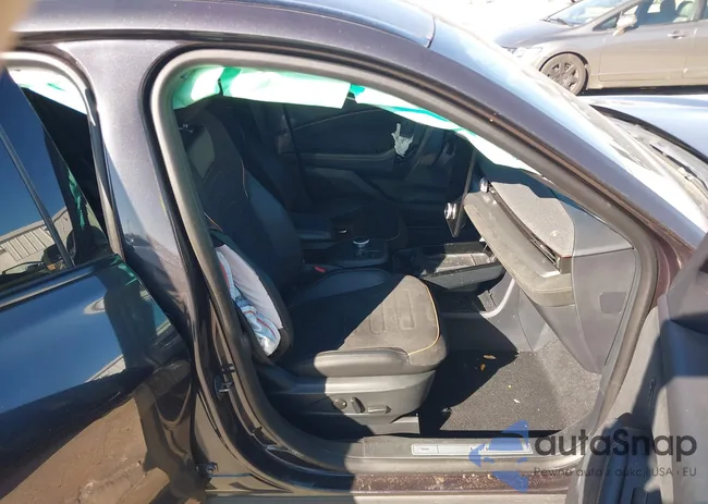 3FMTK4SE4NMA13681: 44305823