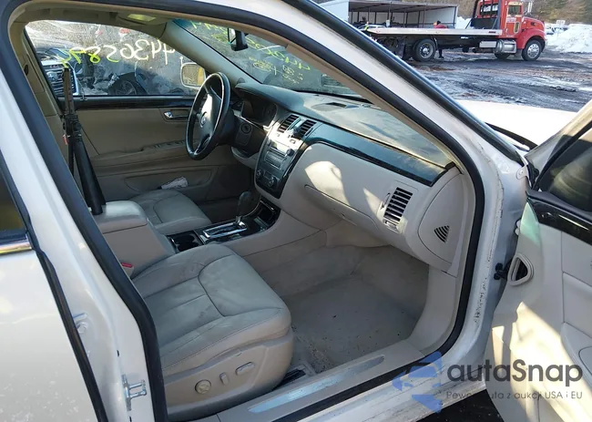 1G6KD5E63BU127802: 44305894