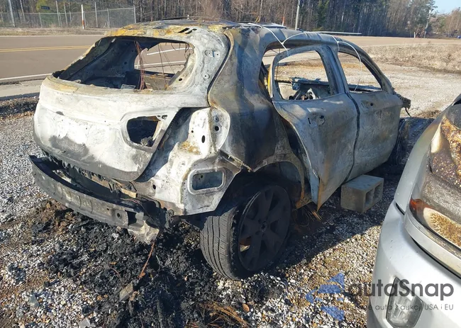 WDCTG4EB5KU002679: 44305930