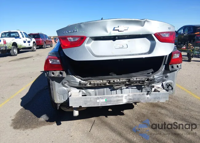 1G1ZD5ST5RF196035: 44306010