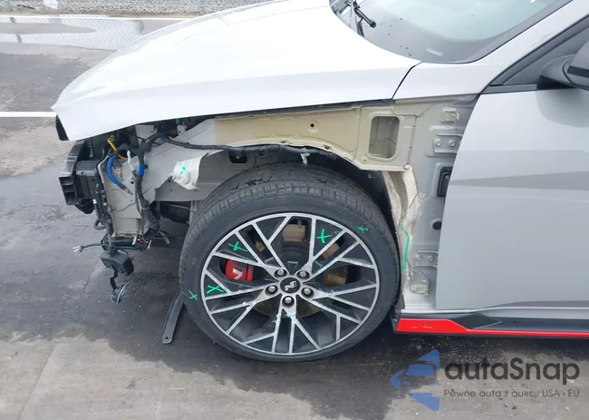 KMHLW4AK9PU010740: 44307037