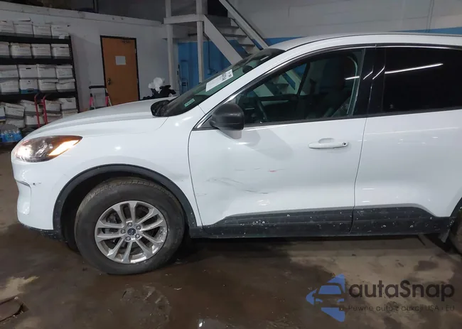 1FMCU9G6XNUA30523: 44307048