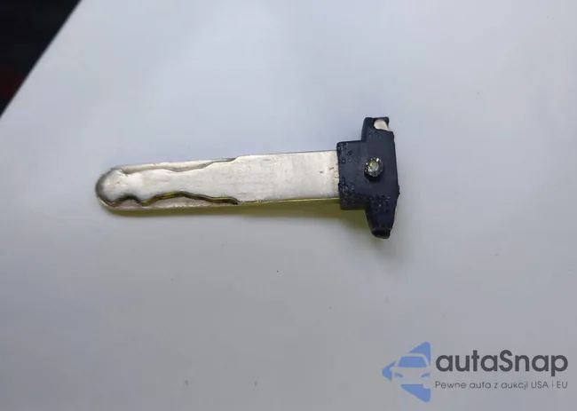 1HGCP2F86AA182835: 44307106