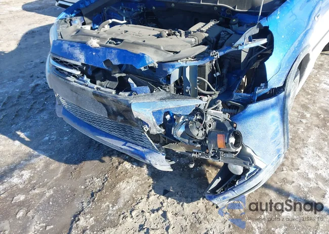 JA4AR3AU7JU007240: 44307108