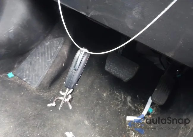 JTDBCMFE2S3106820: 44307142