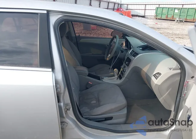 1G1ZB5EB7AF220073: 44307174