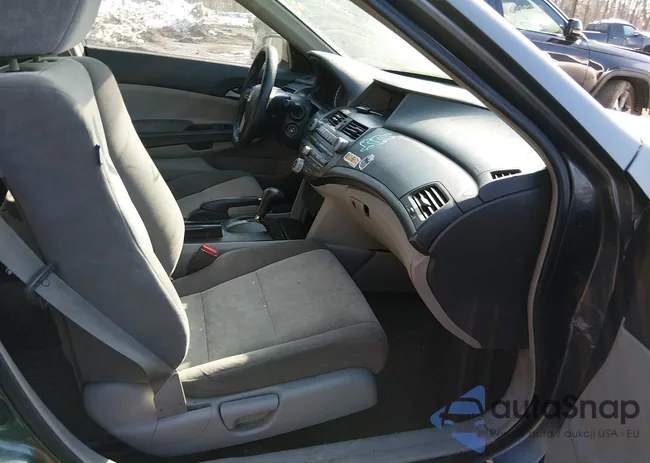 1HGCP26498A049834: 44307176