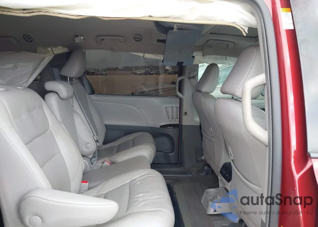 5TDYZ3DCXJS944143: 44307175