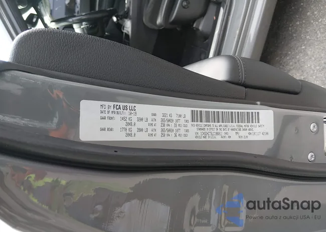 1C4SDHCT5LC186011: 44307244