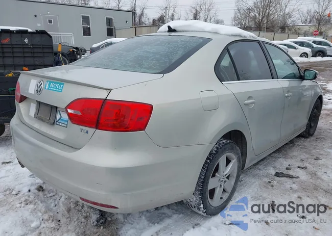 3VWLL7AJ4BM110003: 44307301