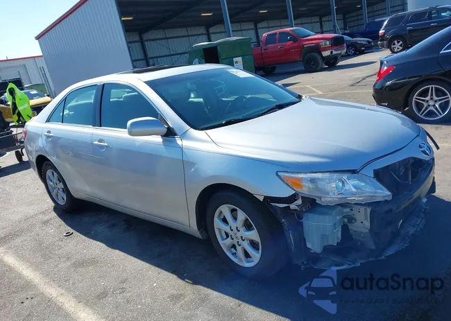 4T1BF3EK2BU199403: 44307351