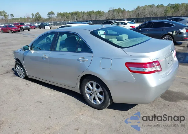 4T1BF3EK2BU199403: 44307351