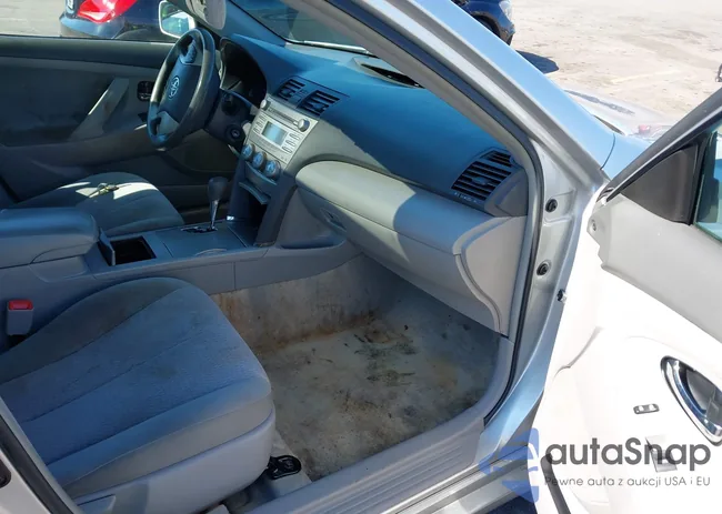 4T1BF3EK2BU199403: 44307351