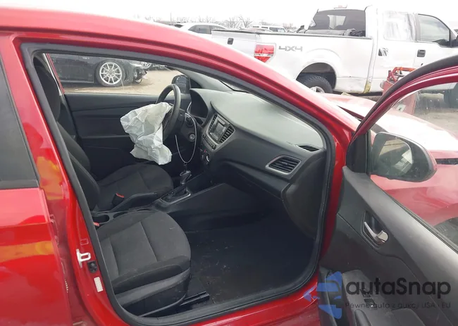 3KPC24A34KE077469: 44307352