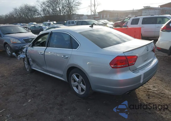 1VWBH7A34DC021082: 44307358