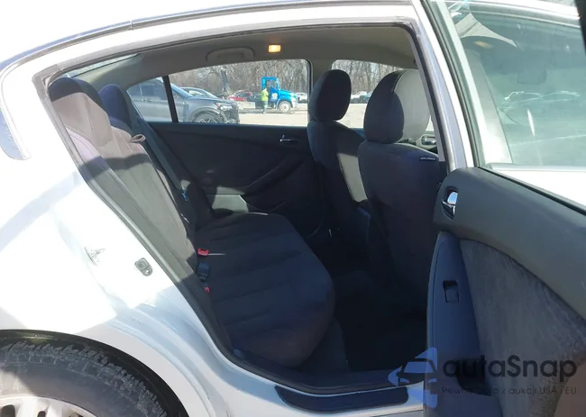 1N4AL2AP5BN513307: 44307498