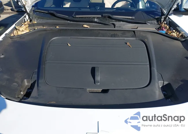 YSREA3YB0SB002802: 44307550