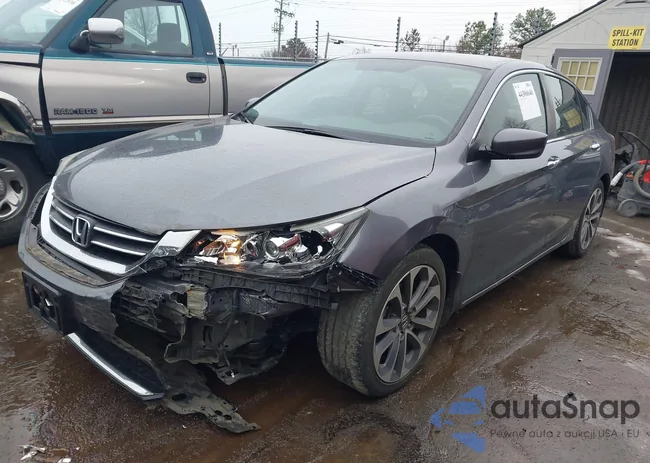 1HGCR2F54EA076681: 44306646